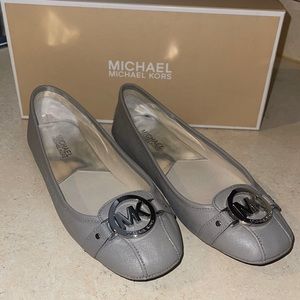 Michael kors flat ❤️